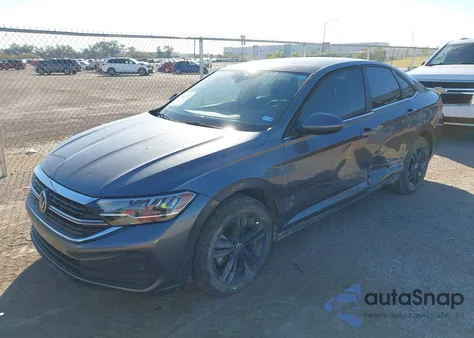 2024 Volkswagen Jetta 1.5T Se from USA, damaged, VIN 3VW7M7BU7RM079590